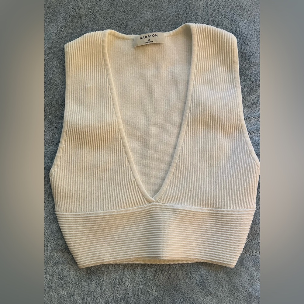 Babaton White Ribbed V-Neck Tank - Like New